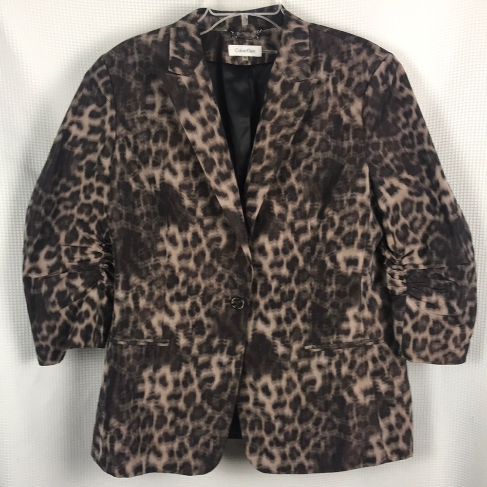 Calvin Klein animal print blazer